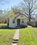 KC Tiny Home Hotels near Minor Park Golf Course
