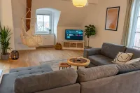 Stylish maisonette for 8 people in the town center of Mering Hotel a Mering