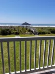 BEAUTIFUL UPSTAIRS CORNER STUDIO CONDO ON ATLANTIC BEACH