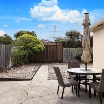 Walk to Beach - Remodeled Coastal 3 Beds Home Safe Town Highway 1 Near SF / SFO