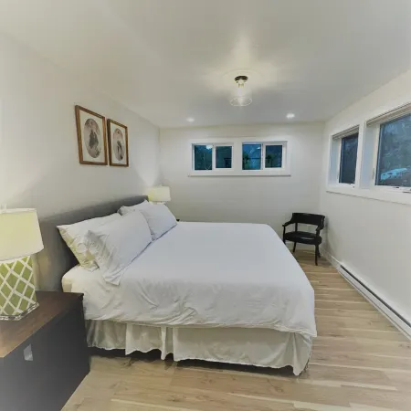 Outlaw Inn Unit 4.  Newly Remodeled large unit! 2 minutes walk to Main Street.