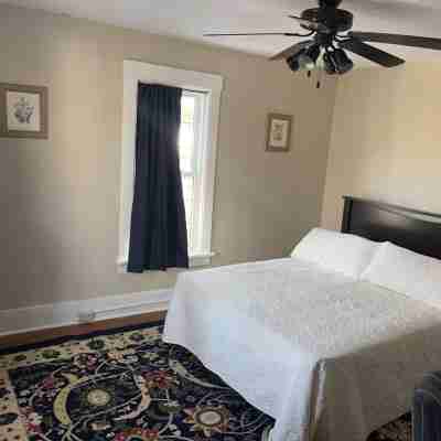 Renwick Mansion Guest House Rooms