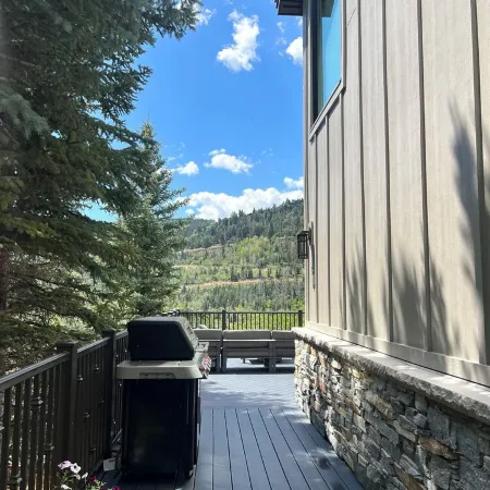 Remodeled Deer Valley Condo ~ Amazing Views ~ Minutes from Slopes & Main Street