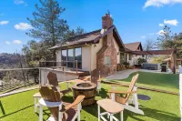 Beautiful Mountain Home located on 1 acre in the Historical Town of Julian, Ca Julian Trading Post and Orchard附近的飯店
