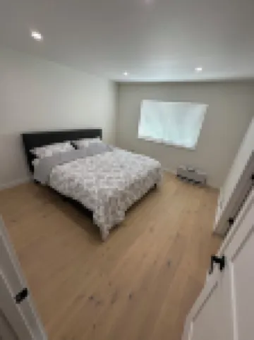 Cozy 3-bedroom house in peaceful Kenai with AC, WiFi  호텔