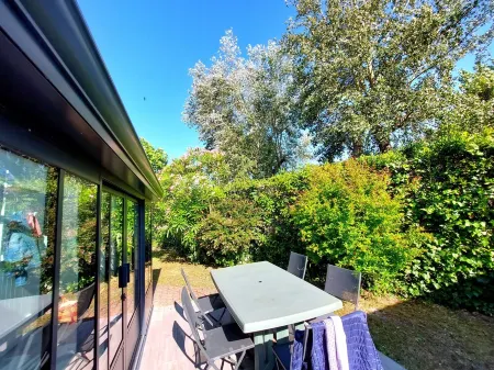 OLD: charming house 100m from the beach (2 bedrooms, 2 bathrooms) Отели в г. Нуармутье-ан-Л'Иль