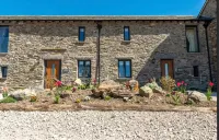 Stunning 3 bed cottage with exceptional views over fields and the Lakeland fells