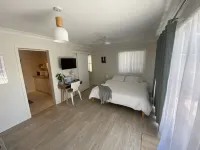 Convenient studio; minutes to beaches, shops, sport grounds; off street parking