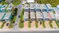 Pier Park only 50 Steps to the beach! Pet friendly. Ocean View. - Country Houses
