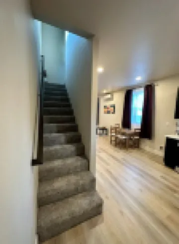 2-bedroom vacation home just 13 minutes drive to Moda Center