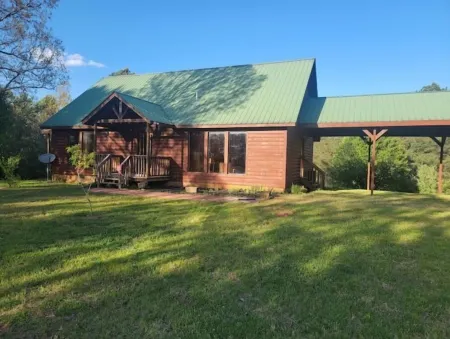 Cozy Cabin at Copperhill, Tn. Fire Pit, Hot Tub, Nature Trails.....WOW