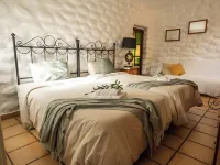 Casa Amaro houses for 6 people Hotels in Orgiva
