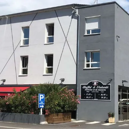 Brit Hotel Brive la Gaillarde - Restaurant la Limousine Отели в г. Мальмор