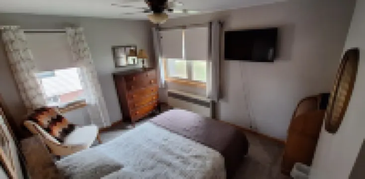 In the Heart of ELY Getaway is short walk to downtown ELY.  Freshly Remodeled!