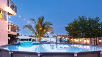 Waterfront 75’Dock POOL Kayaks Bikes SombreroBeach2mi OutdoorSpace WalkToStores