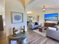 Stunning 2Br/2Ba Pool Home Near Beaches Hotels in Venice Gardens