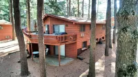 Beautiful Lake View Cabin with Private Beaches