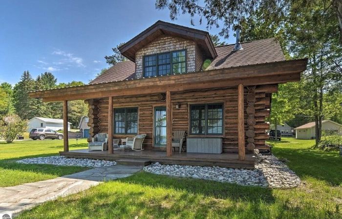 Cozy Cabin on Lake Manistee