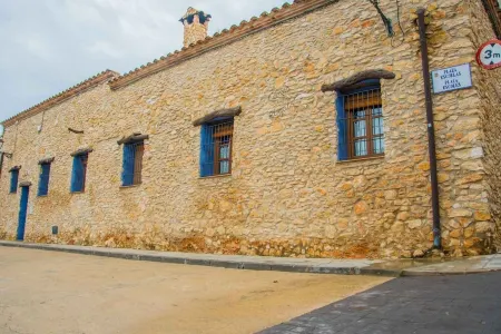 Self catering L´Amborget y La Mallada for 4 people Отели в г. Бахо-Маэстрасго