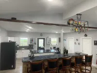 Captains Quarter/ canal front, private pool, dock for two boats.