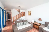 Air-conditioned Villa With Mountain Views, 300m From Coastal Path - Villa Elise