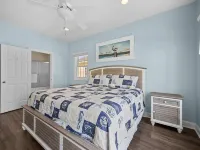 Oceanfront Family Retreat / Pool, Hot Tub, Elevator, Well Stocked Kitchen - Beach