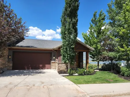 Luxury Deer Valley East Retreat with Stunning Lake Views - 1.5 Miles from Slopes