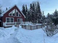 The perfect basecamp haven begins with location. Secluded 3 bedroom 2 bath.