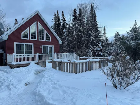 The perfect basecamp haven begins with location. Secluded 3 bedroom 2 bath.