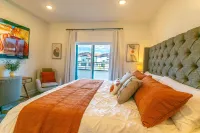 New townhome. Private hot tub! 30 minutes to Zions. EV Charger plug - バルコニー