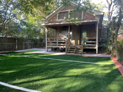 Peachy Beach House - Hot Tub, Putting Greens, Arcade, Yard Games, Close to Beach