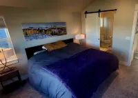 the Sunset House - modern comfort with spectacular views