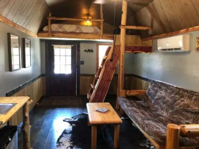 Deadwood Acres cabin #2