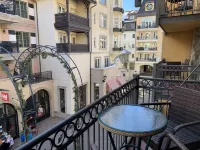 1 min. walk to Ski Lift/Gondola, shopping & dining! Perfect location!New Remodel