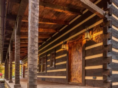 The Log House at Twin Brook Hotels in Sadsbury Township
