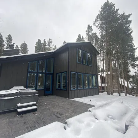 Forest Retreat, Walk to Burro Trail, Peak 10/Quandary Views, Fire Pit, Sleeps 12