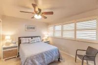 BEST LOCATION IN KIHEI!  Incredible Lani, Pool & beach!  2 bd, 2 bath, grd floor