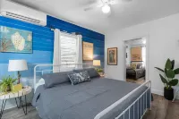 Free Night: 2 Units- Fun Beach + Lemon Vibes  [4Plex]