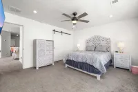 New Luxury Townhome near Utah Lake! Mountain Views. Family Friendly amenities! 레히 레이크뷰 에스테이츠 공원 주변 호텔