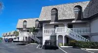 NEW LISTING!  2BR & 2BATH High End Townhome with POOL- RIGHT on the BEACH!