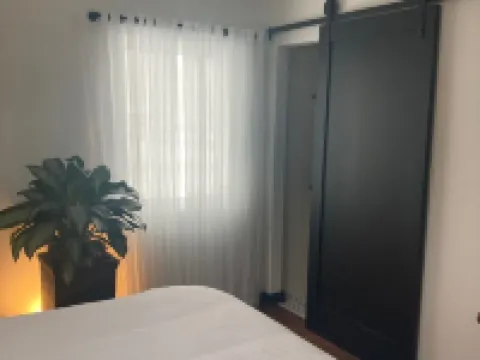 MAC House - Newly Renovated - With Backyard Spa Hotels in McPherson