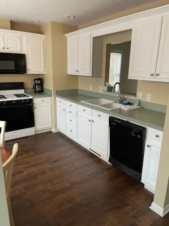 Beach, State Park, unparalleled location. 5 miles from Boyne and Nubs Skiing Отели рядом с достопримечательностью «Парк штата Петоски»