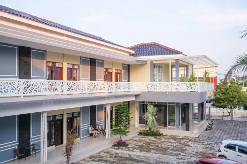 Bintang Jaya Hotel - Bintang 3