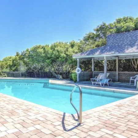 Two Beaches & Pool, Renovated Townhome on Nature Preserve at Serenity Point