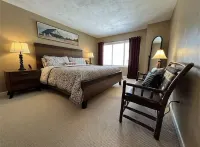 Summer Getaway: Hiking, Swimming, Fishing, Biking, Golfing, Ski In/Out + more