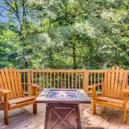 Big Canoe! 3 Masters, 2 Decks, Hot Tub, Fire Pit!