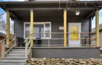 Sunny's Haven in Little Italy