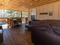 Cabin Close to Town, Snowmobile Access, Parking & Hot Tub Hotels in Webb