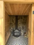 Cozy Off-grid Cabin within a private setting loaded with spa like amenities