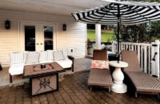 New Waterfront Creekside Cottage w/ Private Pool, Firepit, Paddle Boat, Fishing